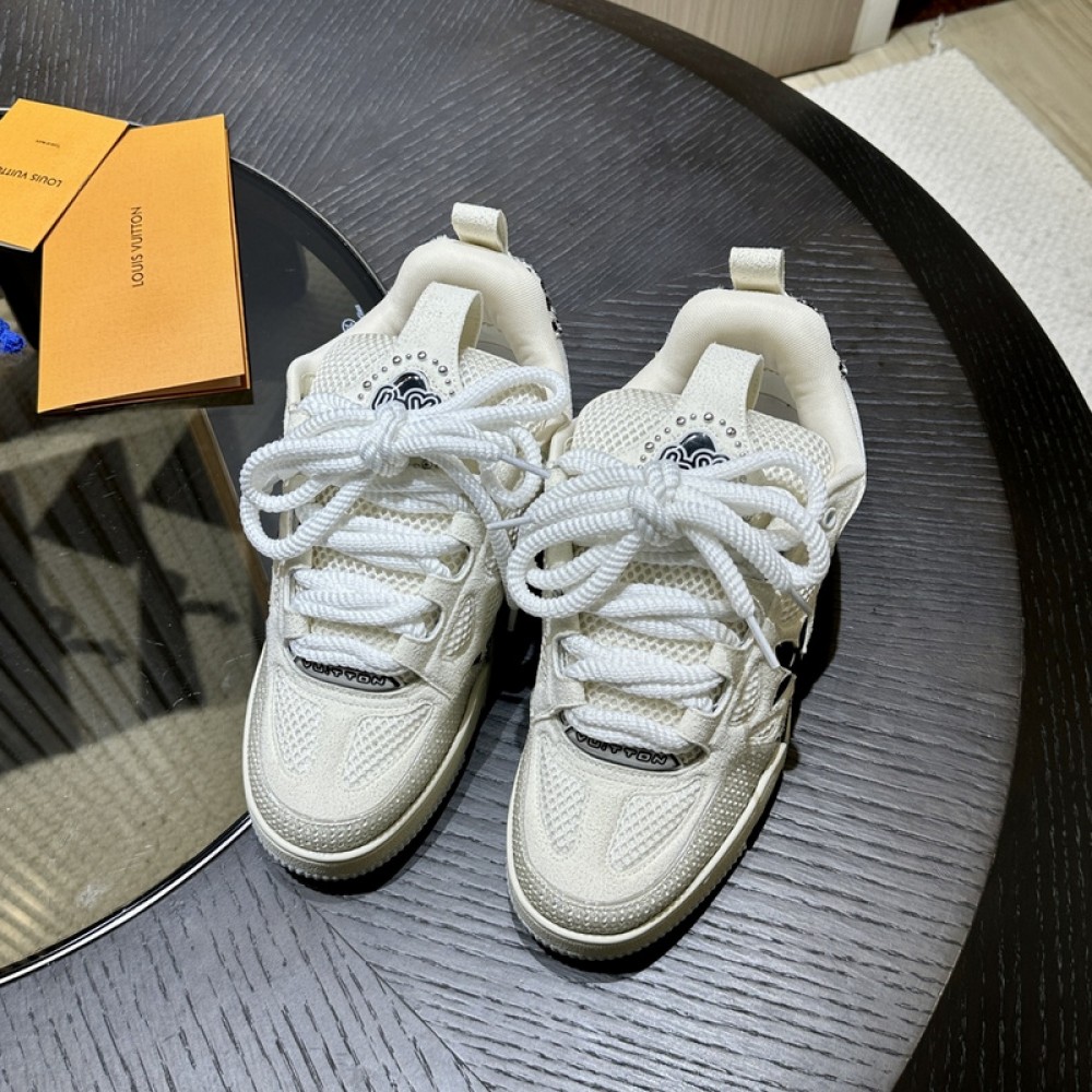 L0uis V*1t*on Sneaker - LL044