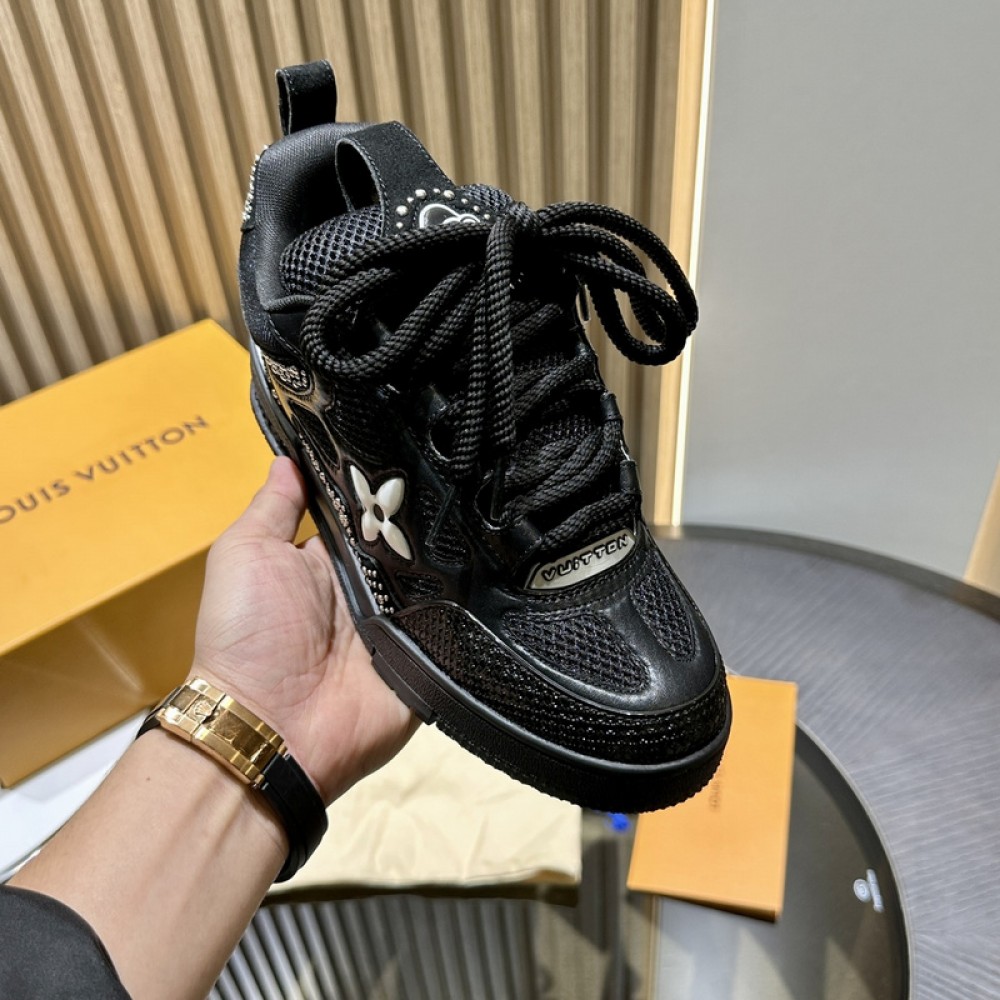 L0uis V*1t*on Sneaker - LL043