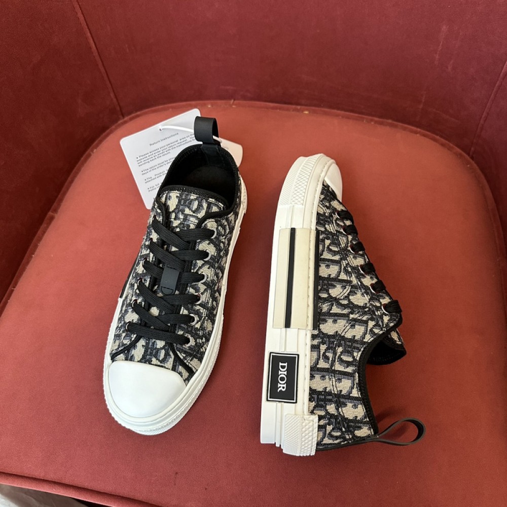 D1OR B23 SNEAKERS DR004