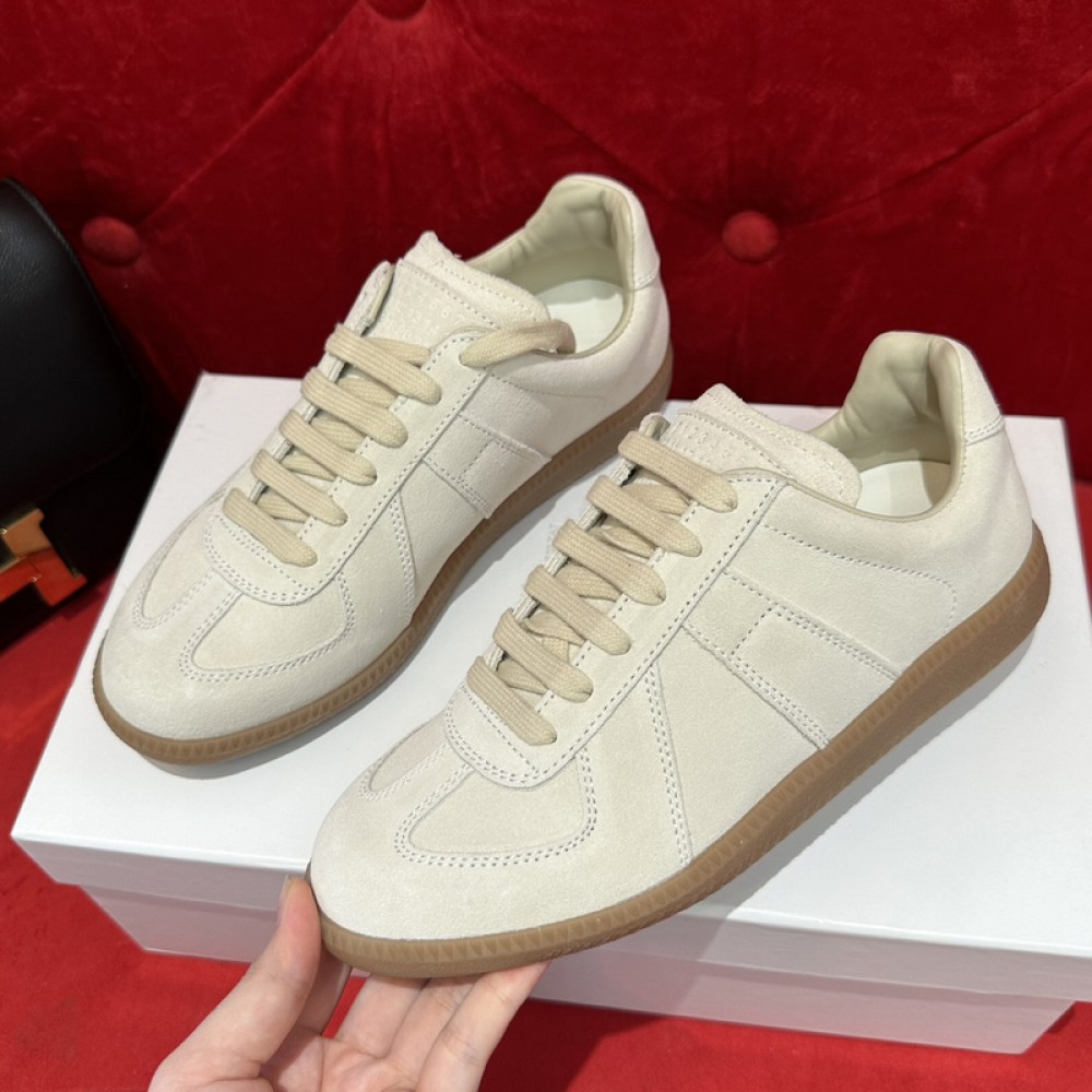 ma*s*n Ma*i*la sneakers mm021