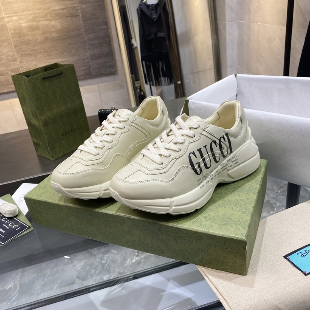 G*u*i1 sneakers gu015