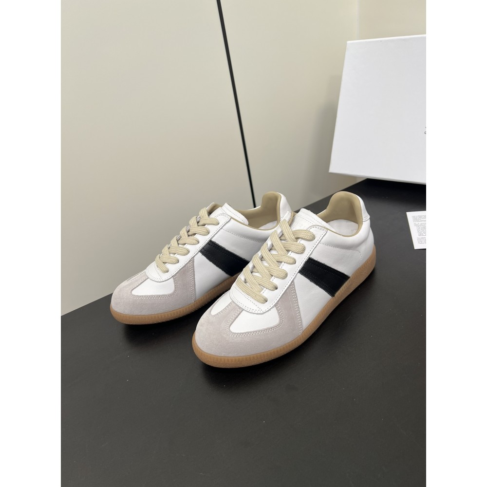 ma*s*n Ma*i*la sneakers mm016