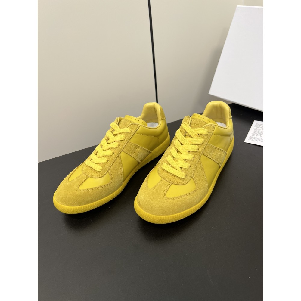 ma*s*n Ma*i*la sneakers mm009