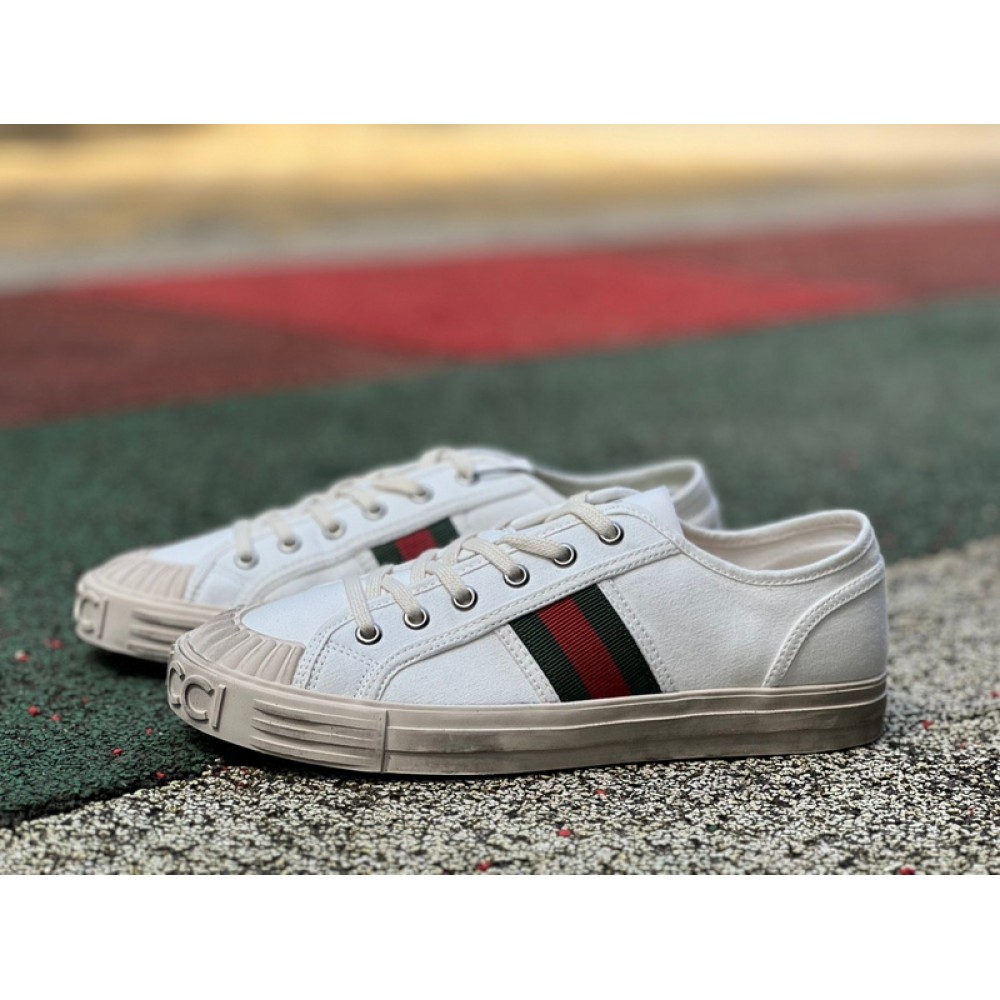 G*u*i1 sneakers