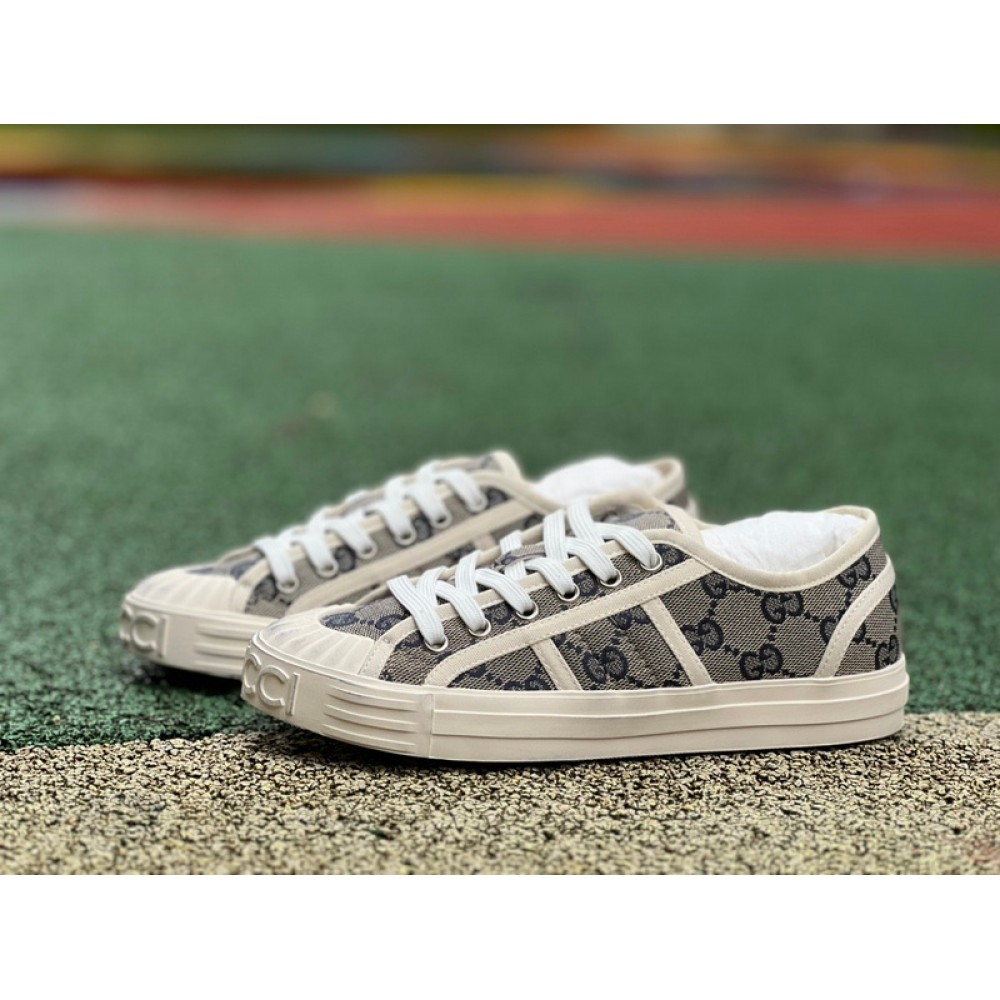 G*u*i1 sneakers
