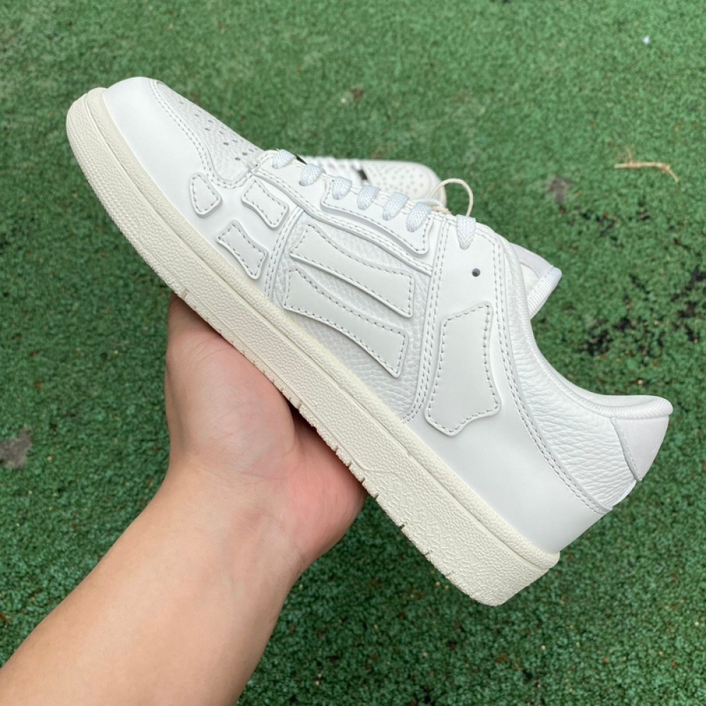 AM*R* SNEAKERS