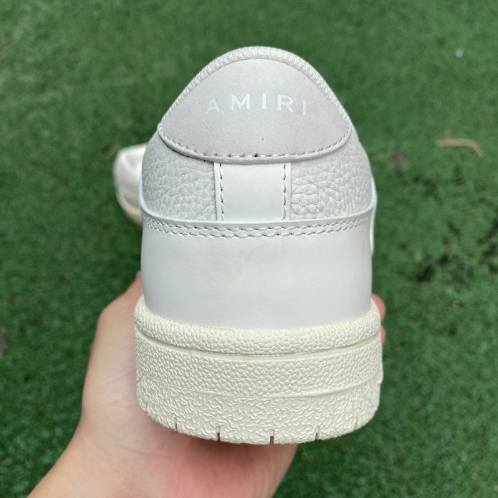 AM*R* SNEAKERS