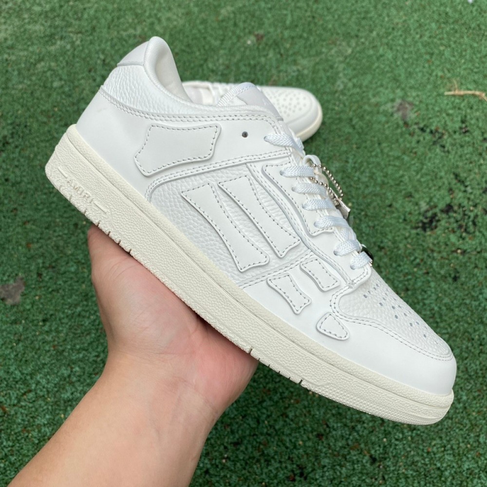 AM*R* SNEAKERS