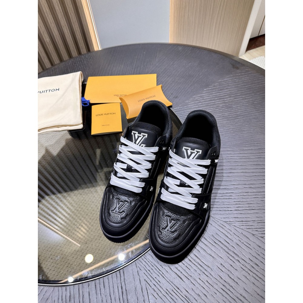 L0uis V*1t*on Sneaker - LL007
