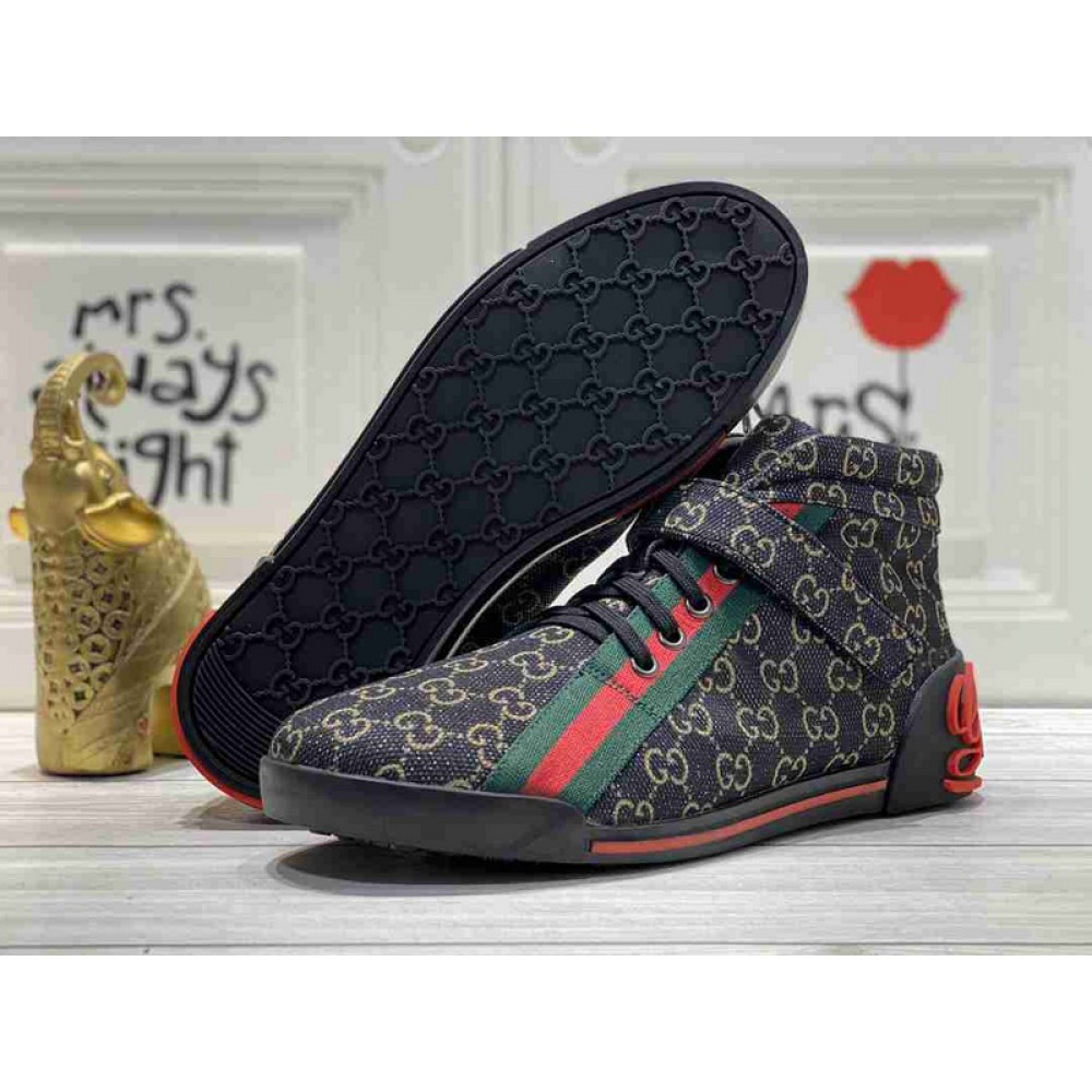 G*u*i1 sneakers