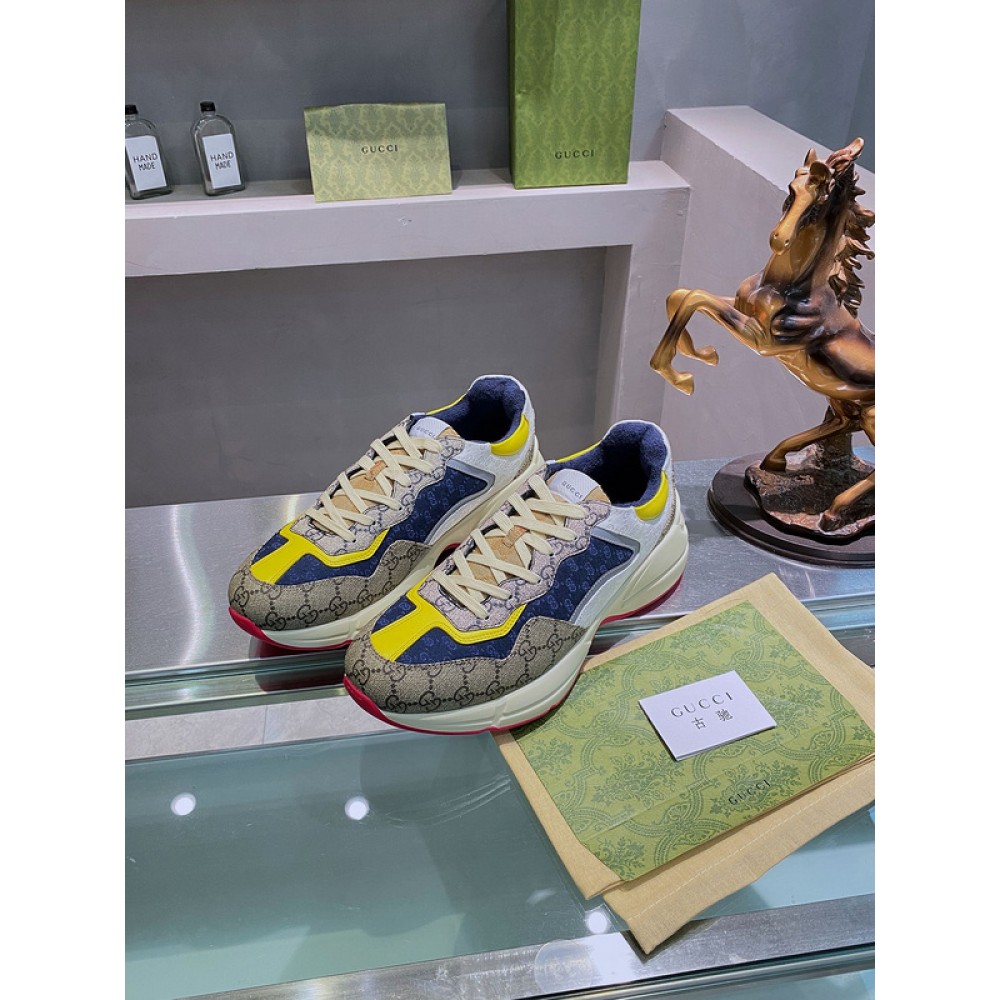 G*u*i1 sneakers
