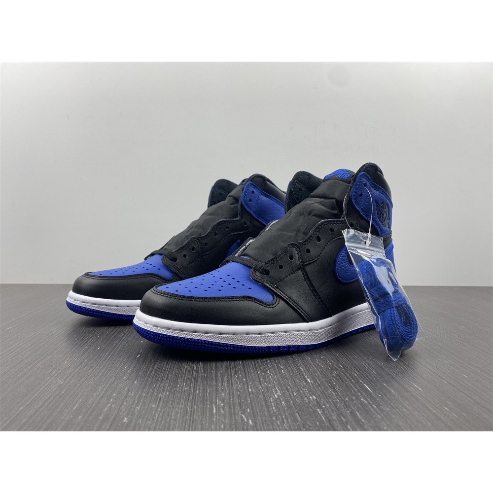 Air Jordan 1 Retro High OG ''Royal'' 2017 - 555088 007