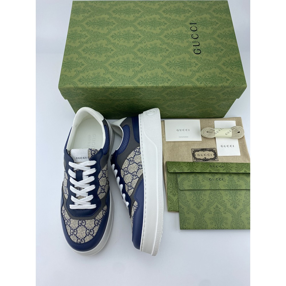 G*u*i1 sneakers