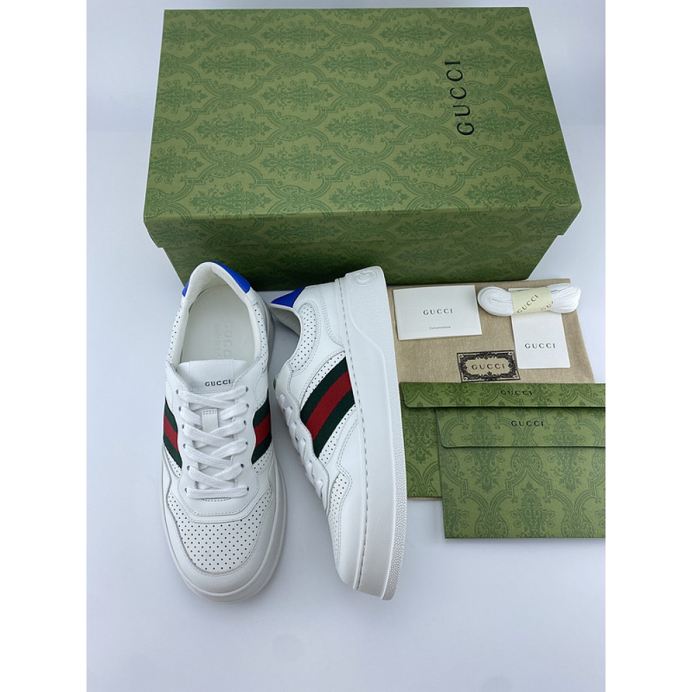 G*u*i1 sneakers