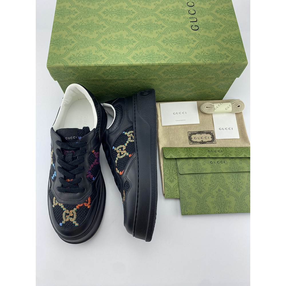 G*u*i1 sneakers