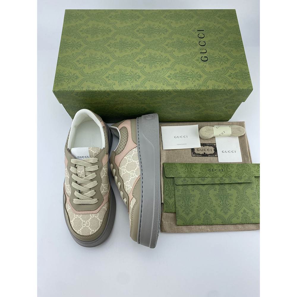 G*u*i1 sneakers