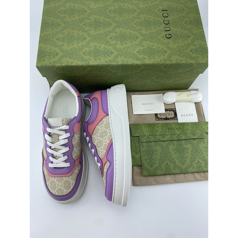 G*u*i1 sneakers
