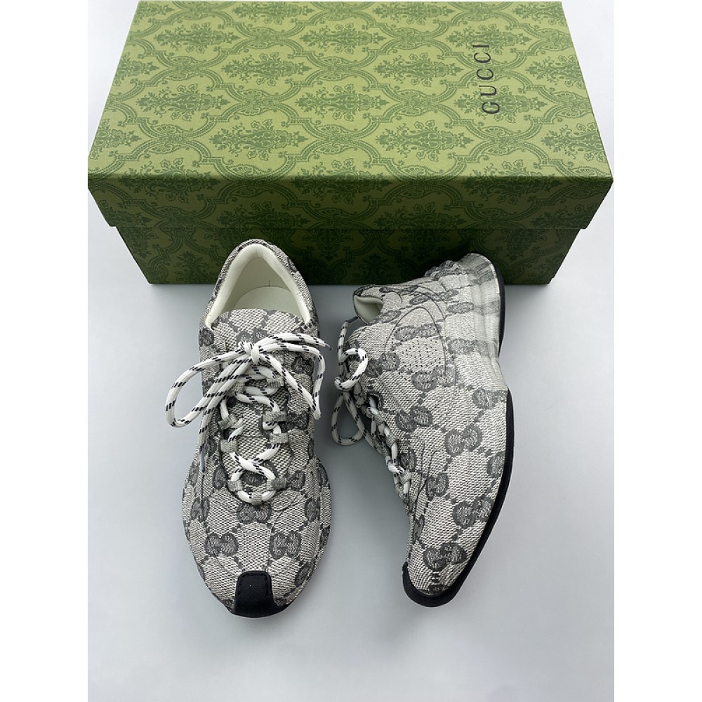 G*u*i1 sneakers