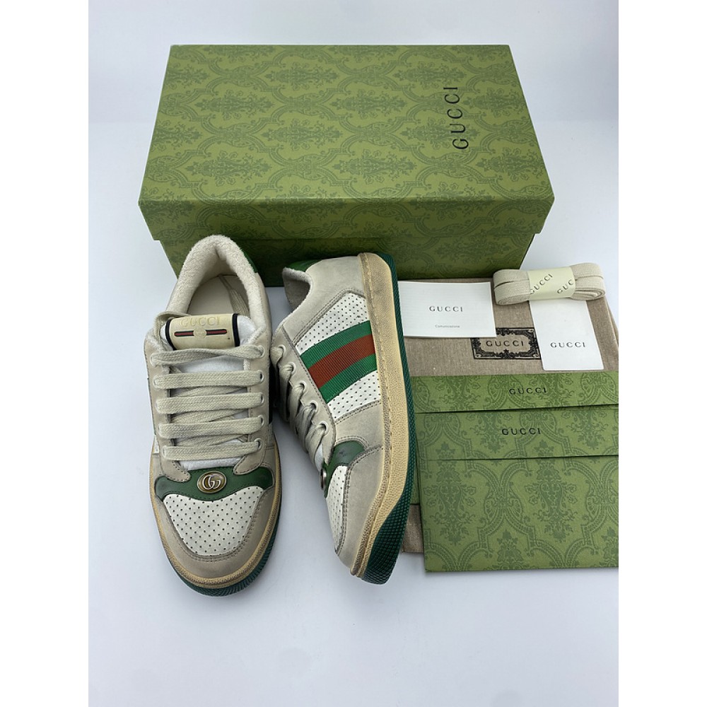 G*u*i1 sneakers