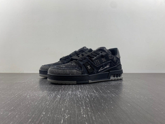 L&V SNEAKERS