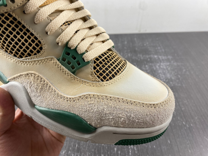 Air Jordan 4