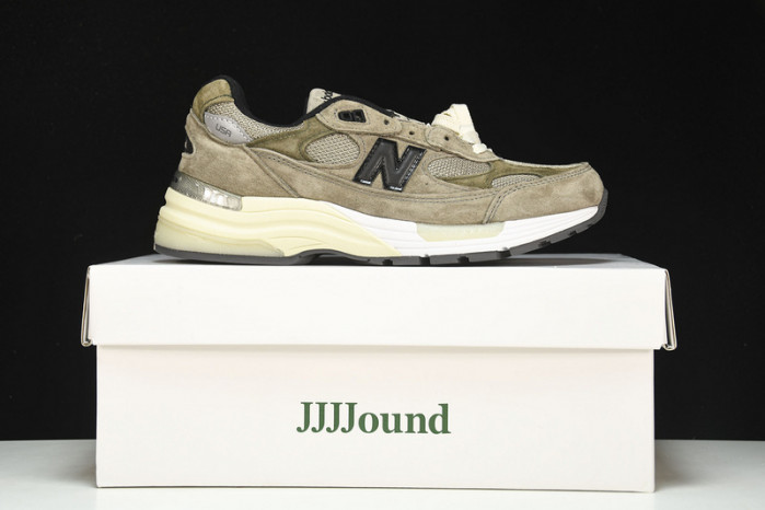 New Balance 992