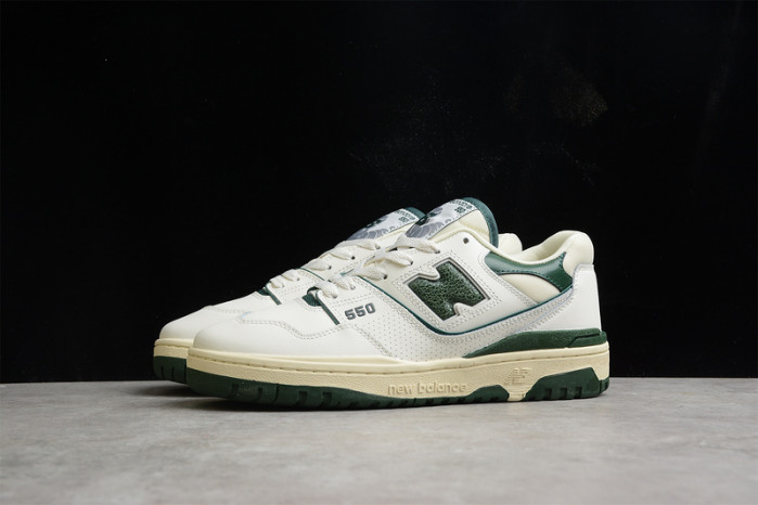 New Balance 550