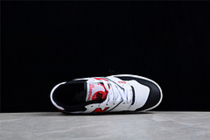 New Balance 550