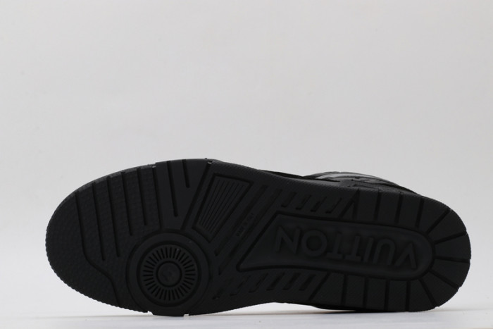 L&V SNEAKERS