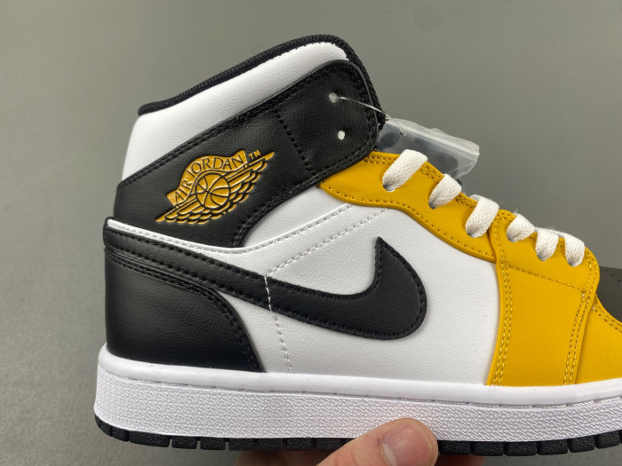 Air Jordan 1 Mid DQ8426-701