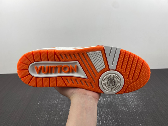 L&V SNEAKERS