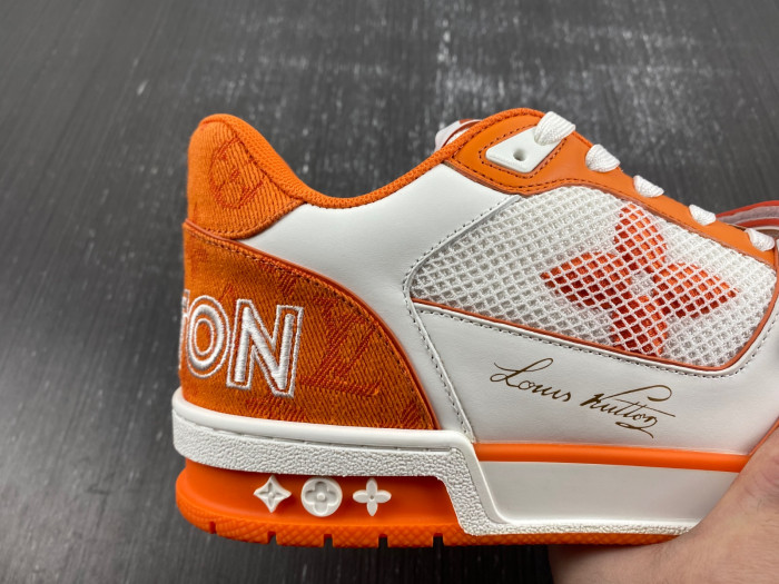 L&V SNEAKERS