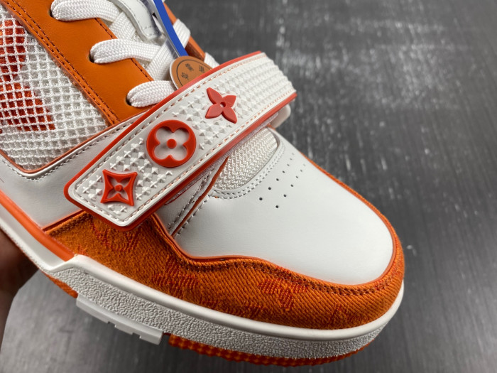 L&V SNEAKERS