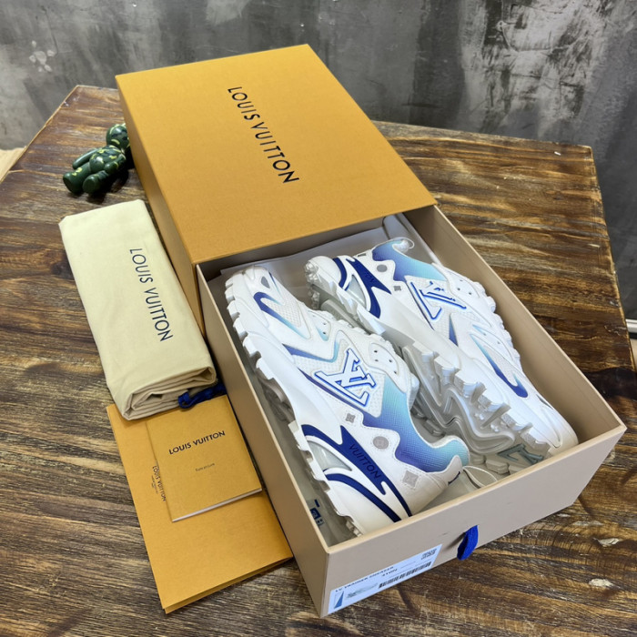 L&V SNEAKERS