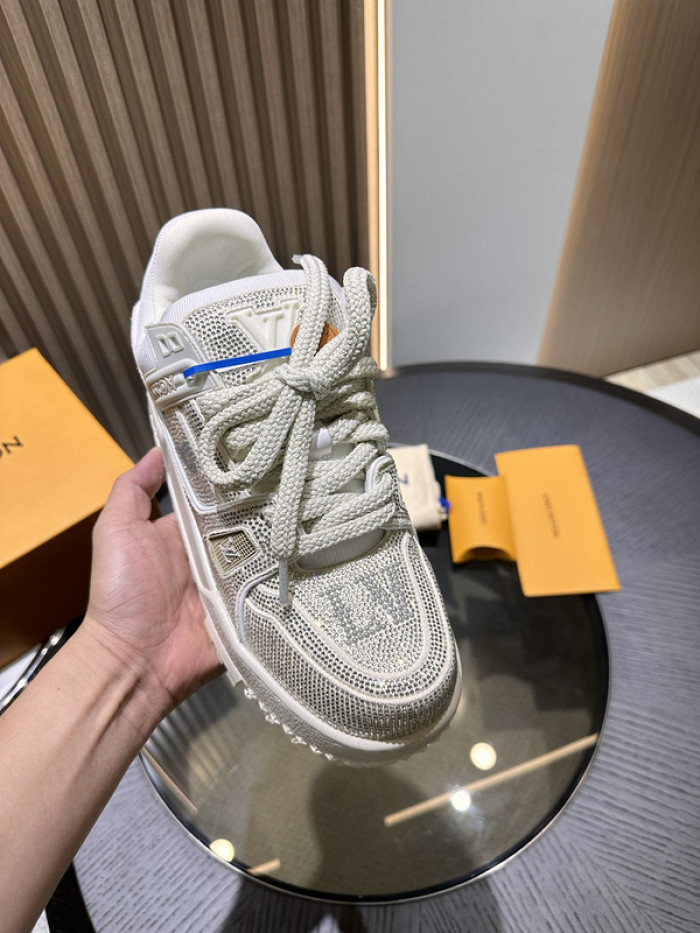 L&V SNEAKERS