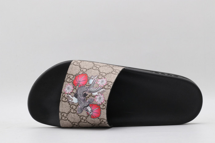 G DESIGNER SLIPPERS