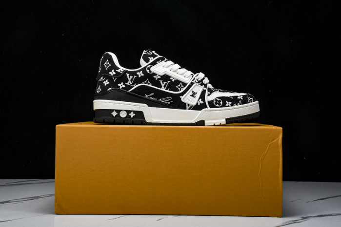 L&V SNEAKERS