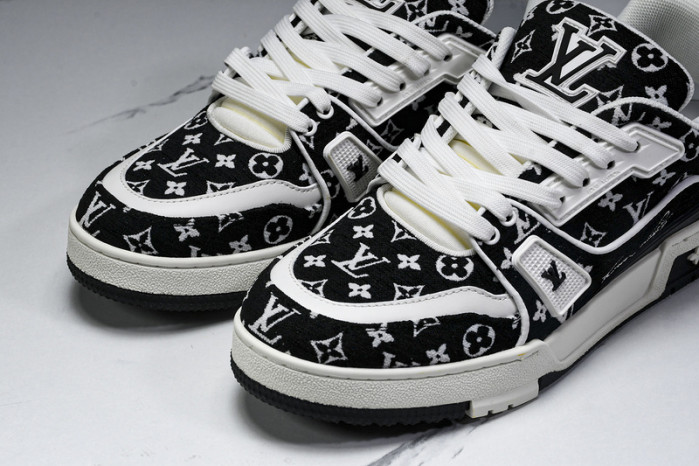 L&V SNEAKERS