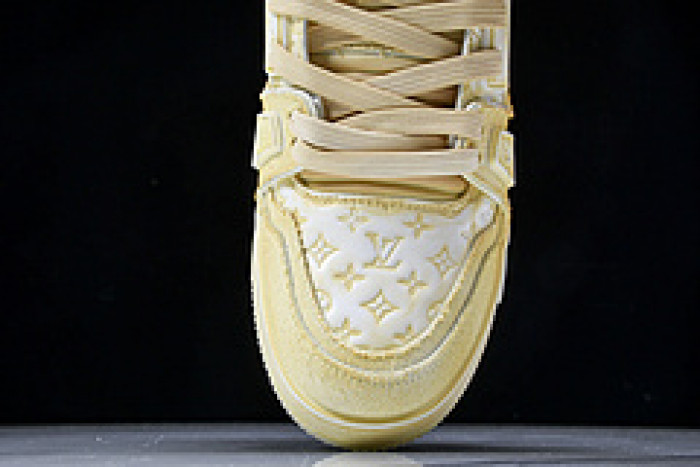 L&V SNEAKERS