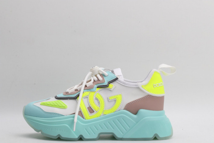 DG sneaker