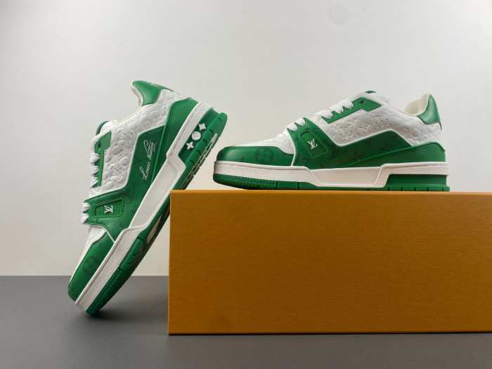 L&V SNEAKERS