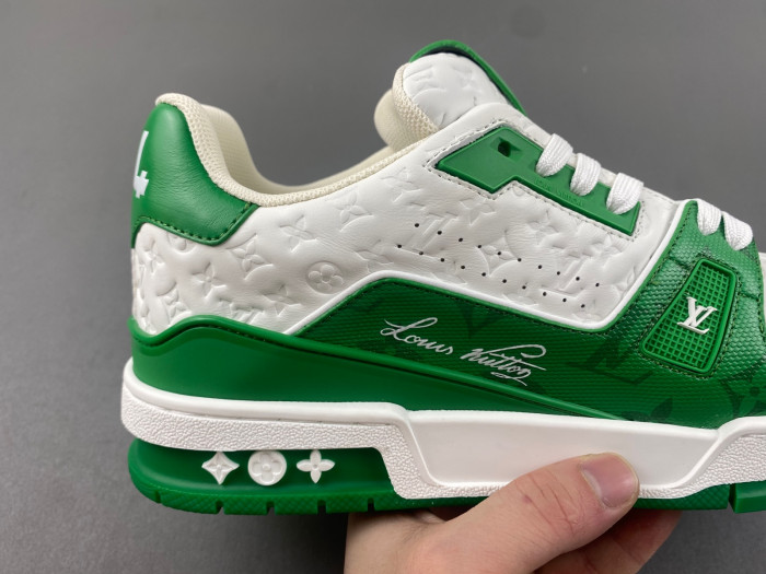 L&V SNEAKERS