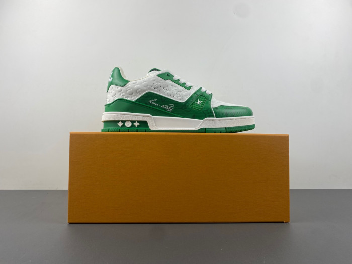 L&V SNEAKERS