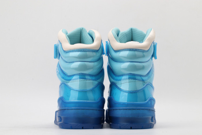 L&V SNEAKERS
