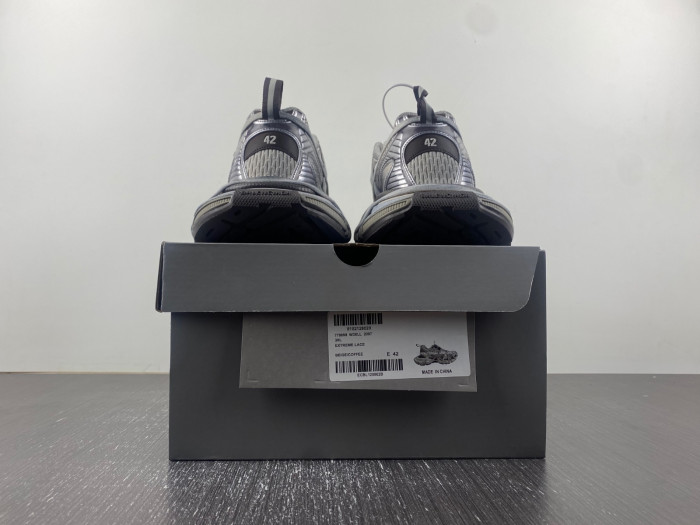 BLEN Phantom Sneaker 778698 W3XLL 2097