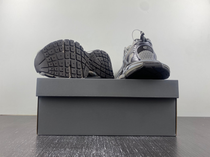 BLEN Phantom Sneaker 778698 W3XLL 2097