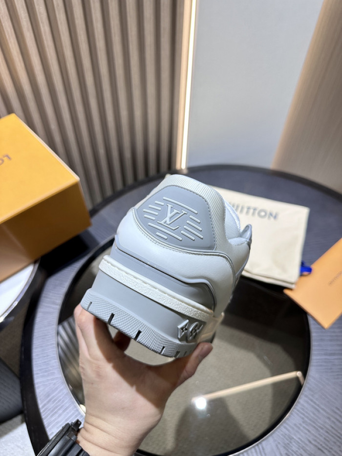 L&V SNEAKERS