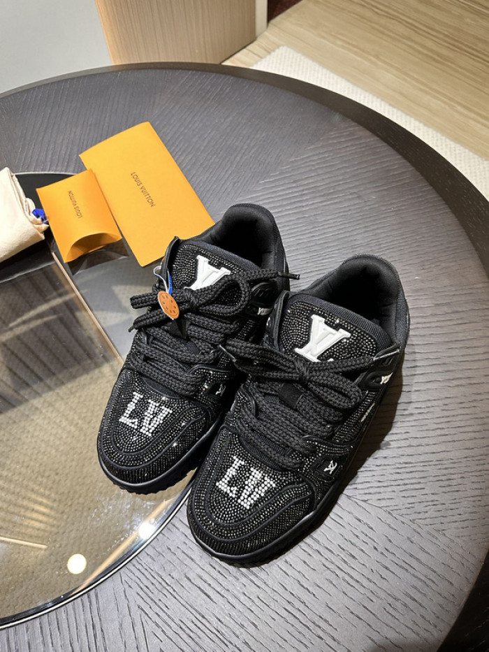 L&V SNEAKERS