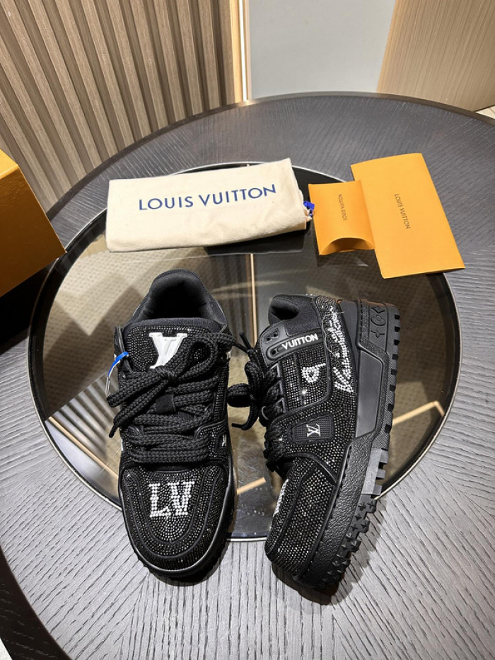 L&V SNEAKERS