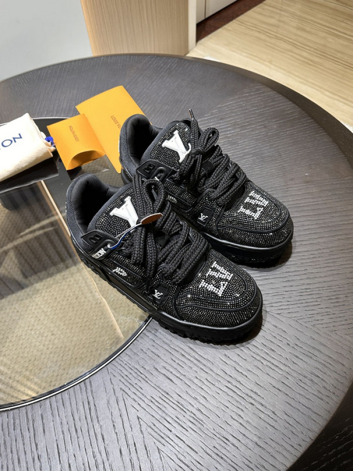 L&V SNEAKERS